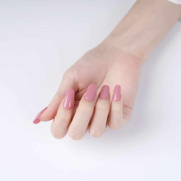 Bandes de vernis gel UV Rose poudré ROSALIE SOWOA