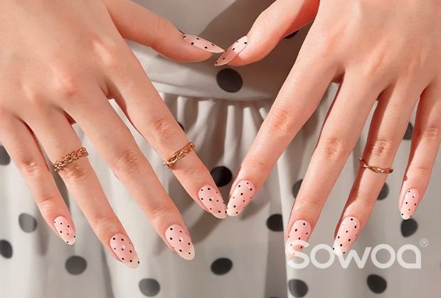 Astuces pour faire tenir les bandes de vernis gel UV plus longtemps